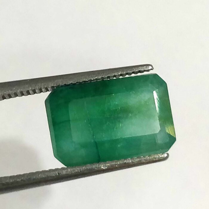 4.55 ct / 5.05 Ratti Panna  | Natural Emerald with Certificate Emerald Cut | Buddha Ratna - Image 1