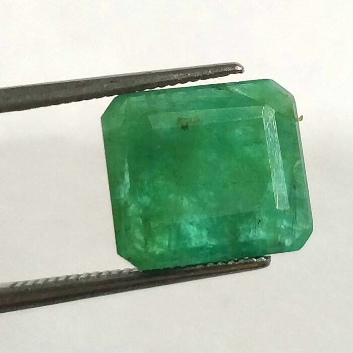 4.25 ct / 4.70 Ratti Panna  | Natural Emerald with Certificate Emerald Cut | Buddha Ratna - Image 1
