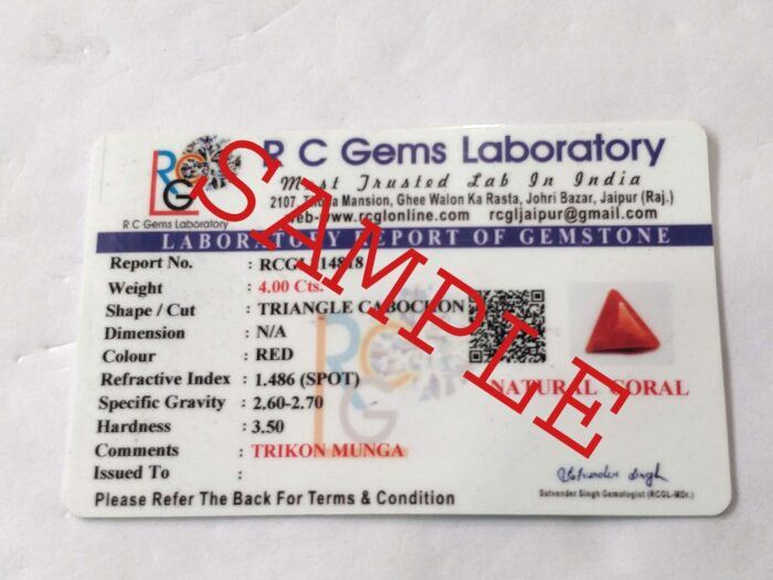 Natural Coral / Moonga 4.80 ct / 5.32 Ratti | with Certificate Triangle Shape | Mangal Ratna - Image 3