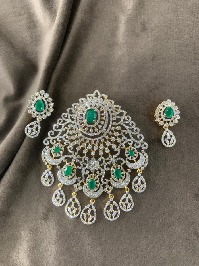 WhatsAppImage2024-07-31at17.00.11_7 22k Gold Pendant Set Diamond Studded for Girls/Women-SSJGKN05 - Image 1