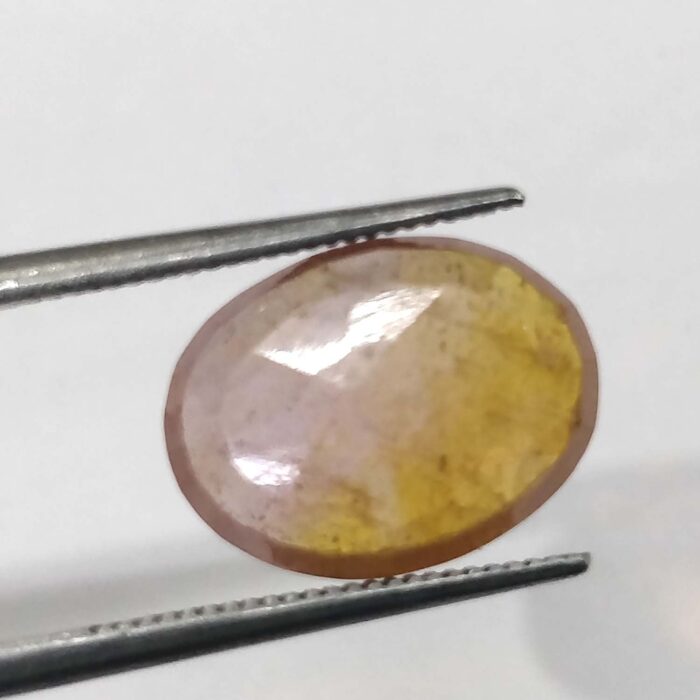 5.98 ct / 6.63 Ratti Pukhraj  | Yellow Sapphire with Certificate  Oval Cut - Image 3