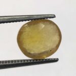3.78 ct / 4.25 Ratti Pukhraj  | Yellow Sapphire with Certificate Oval Cut - Image 2