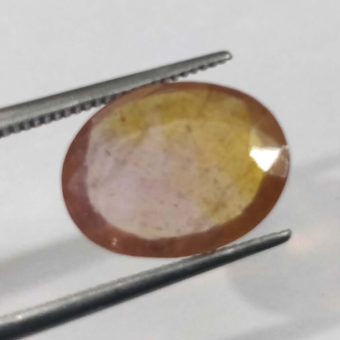 5.98 ct / 6.63 Ratti Pukhraj  | Yellow Sapphire with Certificate  Oval Cut - Image 2