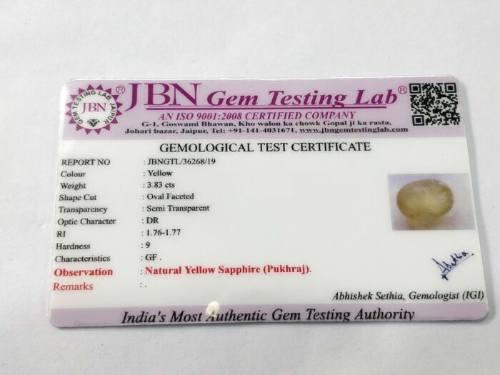 3.83 ct / 4.30 Ratti Pukhraj  | Yellow Sapphire with Certificate Oval Cut - Image 3