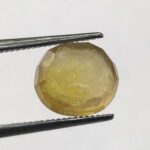 3.78 ct / 4.25 Ratti Pukhraj  | Yellow Sapphire with Certificate Oval Cut - Image 3