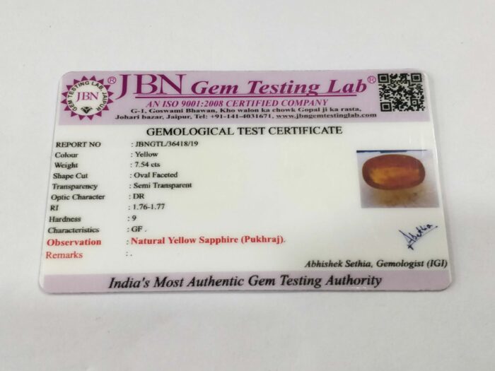 7.74 ct / 8.50 Ratti Pukhraj  | Yellow Sapphire with Certificate  Oval Cut - Image 4