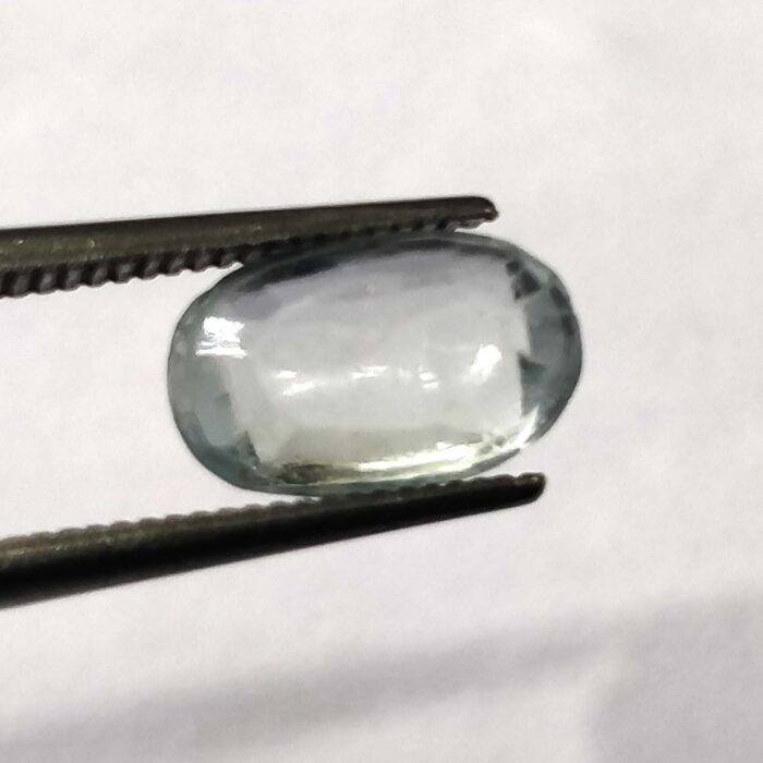 Ceylon Blue Sapphire 2.39 ct / 2.65 Ratti   | Ceyloni Neelam with Certificate |  Oval Cut - Image 1