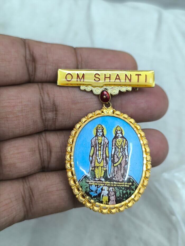 22k Hallmarked Gold Laxmi Narayan Badge – 4.850gm | Om Shanti Spiritual Jewellery by Sai Jewellers - BKGB36 - Image 3